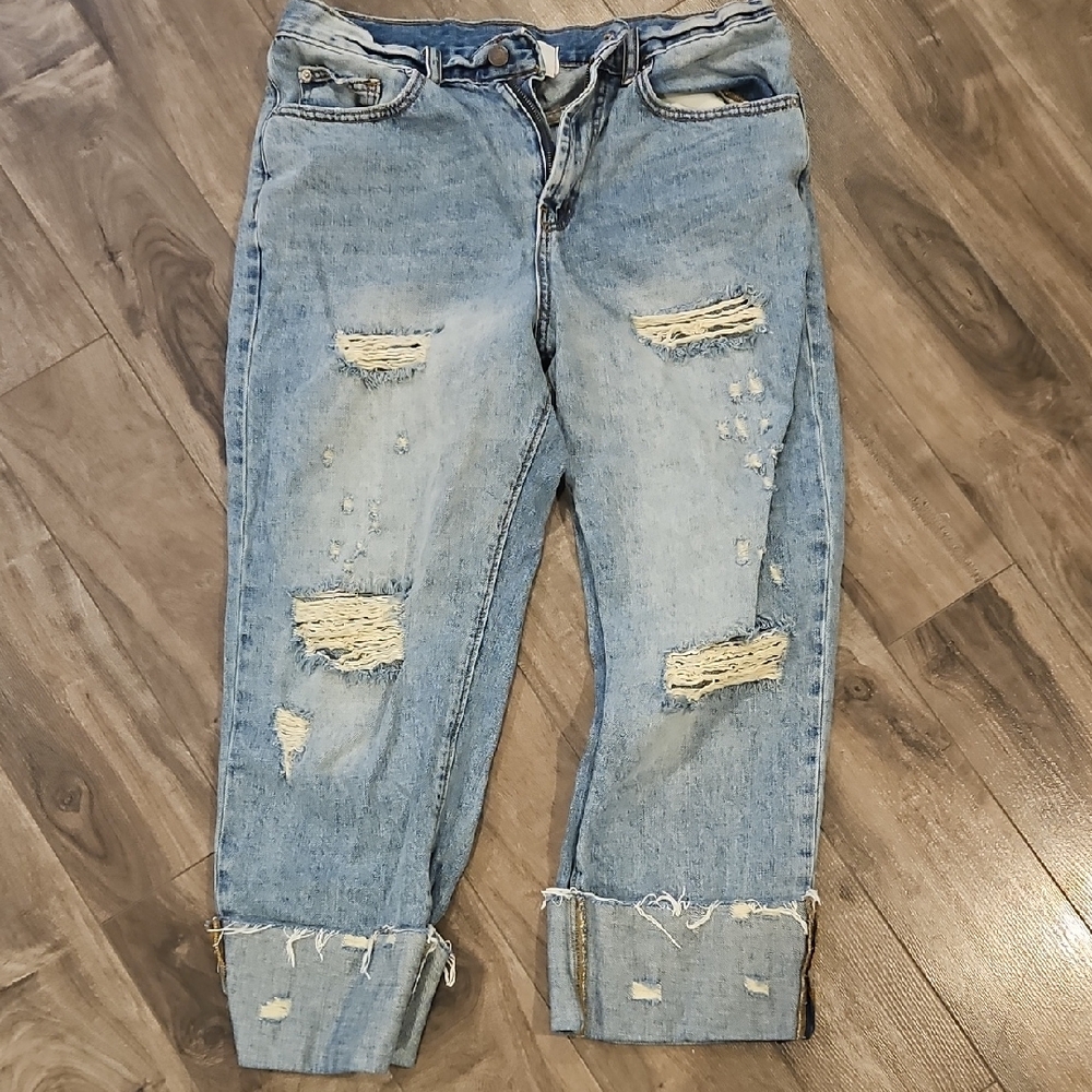 BDG Distressed Light Blue Women's Jeans Excellent Used Condition From UO